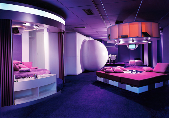 090221-spaceage-08