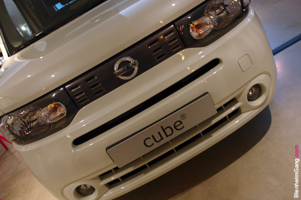 091202-nissan_cube_02 091202-nissan_cube_02