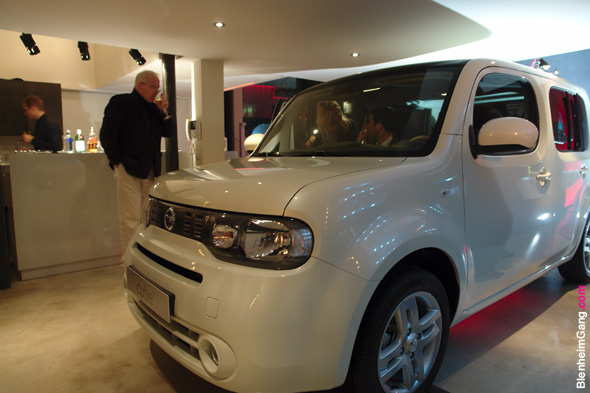091202-nissan_cube_08 091202-nissan_cube_08