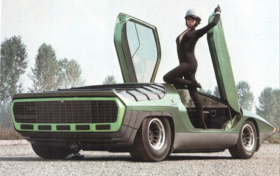 100823-Alfa_Romeo_Carabo-1