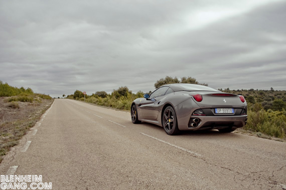 101214-Ferrari_California-02