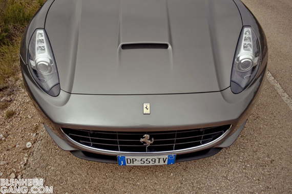 101214-Ferrari_California-05