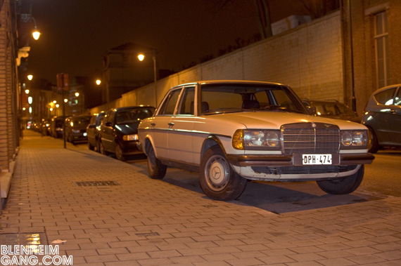 Mercedes W123 - Bruxelles
