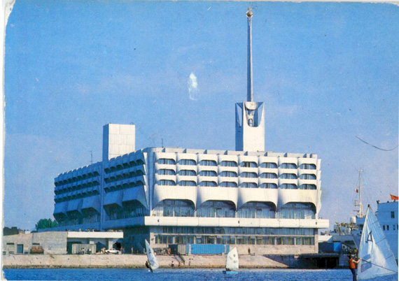 Terminal portuaire leningrad