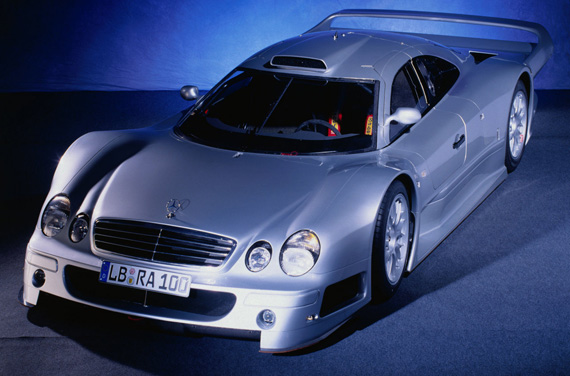 Mercedes_CLK_GTR-1