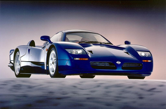 Nissan_R390_GT1-2
