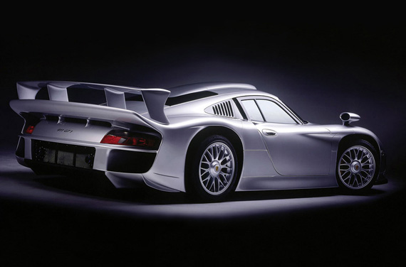 Porsche_911_GT1_97-3