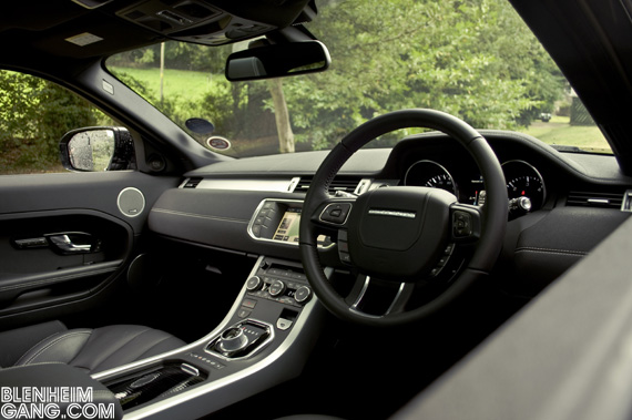 Range_Rover_Evoque-12