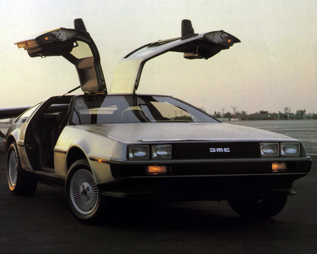 DeLorean-DMC12