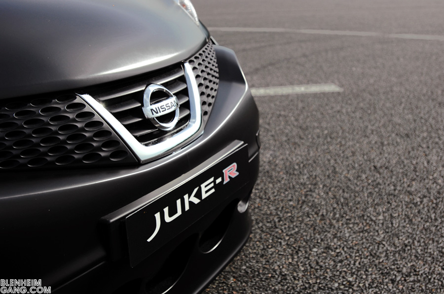nissan_juke-R_a18