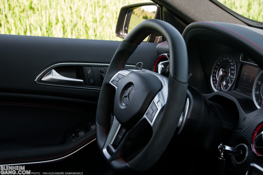 Mercedes-A45-AMG-06
