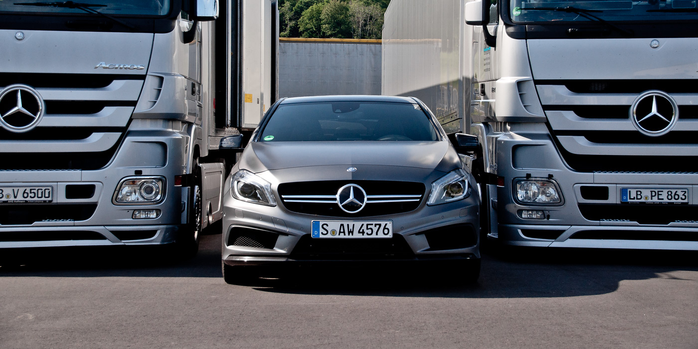 MERCEDES-BENZ A 45 AMG