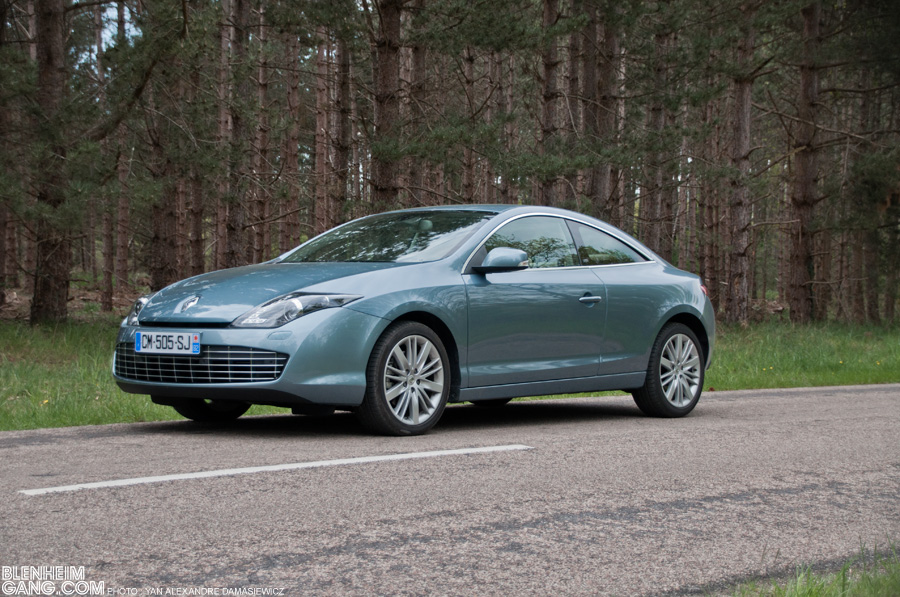 RENAULT LAGUNA V6 DCi240