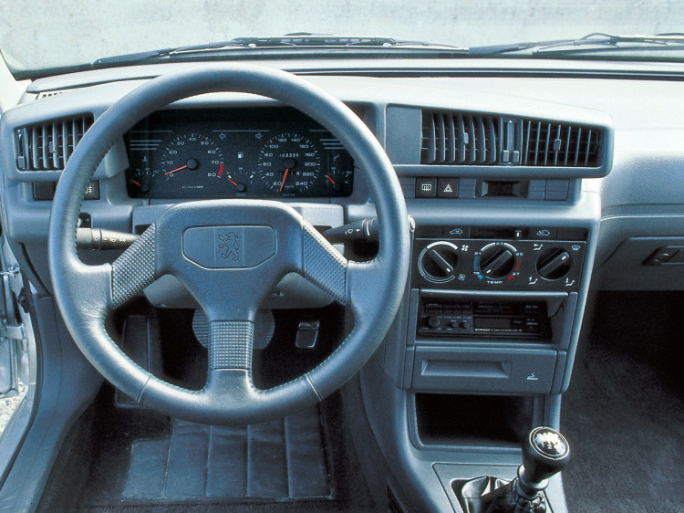 20-peugeot_405_mi16_2