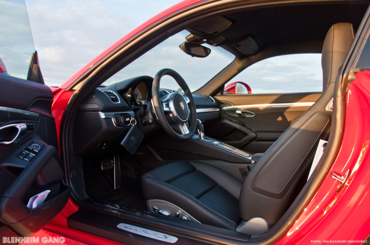 Porsche-Cayman-S-14