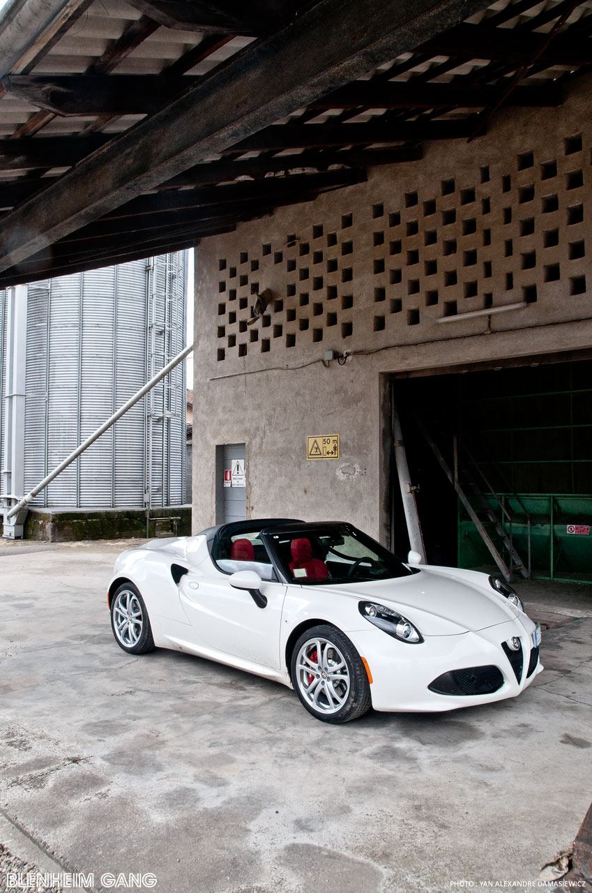 Alfa-Romeo-4C-Spider-09