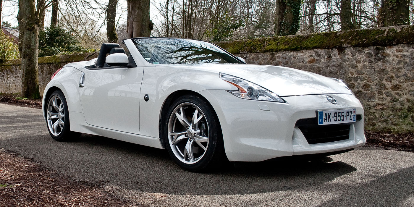 NISSAN 370Z ROADSTER