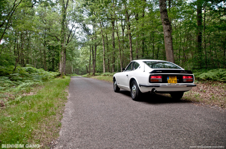 Datsun-240Z-11
