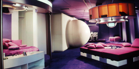 SPACE AGE, OU L’UTOPIE RÉALISTE DU TOUT PLASTIQUE #1 : L’ARCHITECTURE