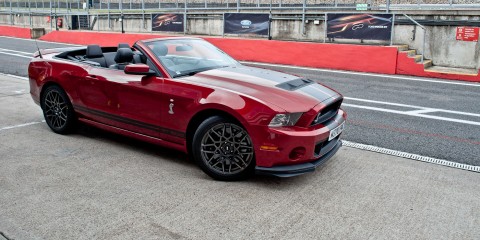 FORD MUSTANG SHELBY GT500