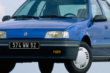 RENAULT 19