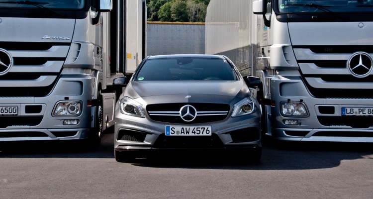 MERCEDES-BENZ A 45 AMG