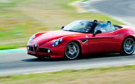 ALFA ROMEO 8C SPIDER